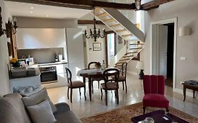 Palazzo Veneziano Direct At The Canal With Roof Terrace